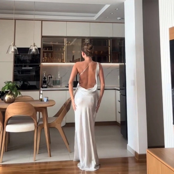 NWT ZARA LONG ASYMMETRIC FOIL DRESS - Picture 5 of 17